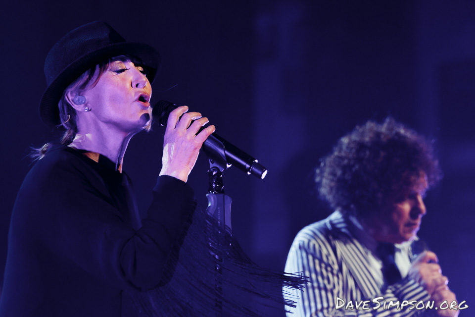 Leo Sayer and Lulu together live at the Civic Theatre, Auckland, New Zealand