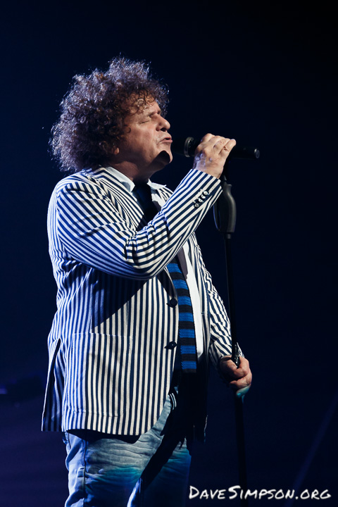 Leo Sayer and Lulu together live at the Civic Theatre, Auckland, New Zealand