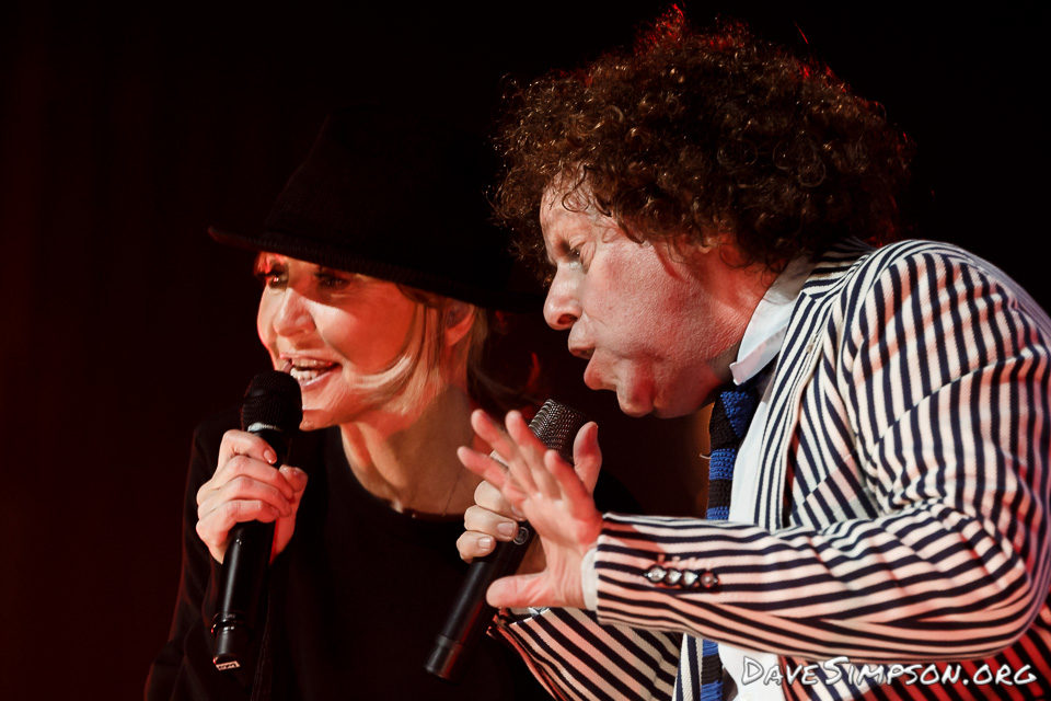 Leo Sayer and Lulu together live at the Civic Theatre, Auckland, New Zealand