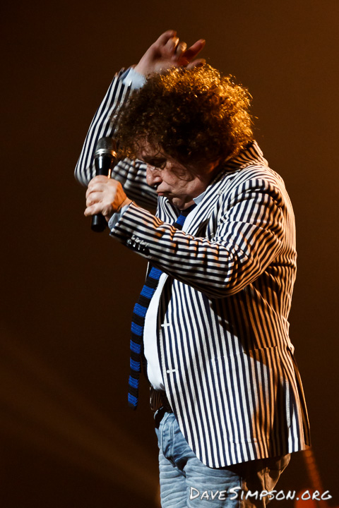 Leo Sayer and Lulu together live at the Civic Theatre, Auckland, New Zealand